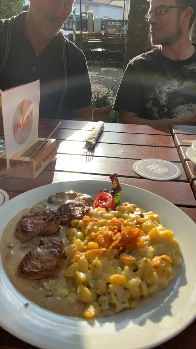 Bräustüberl – Bayerisches Restaurant in Planegg, Bayern