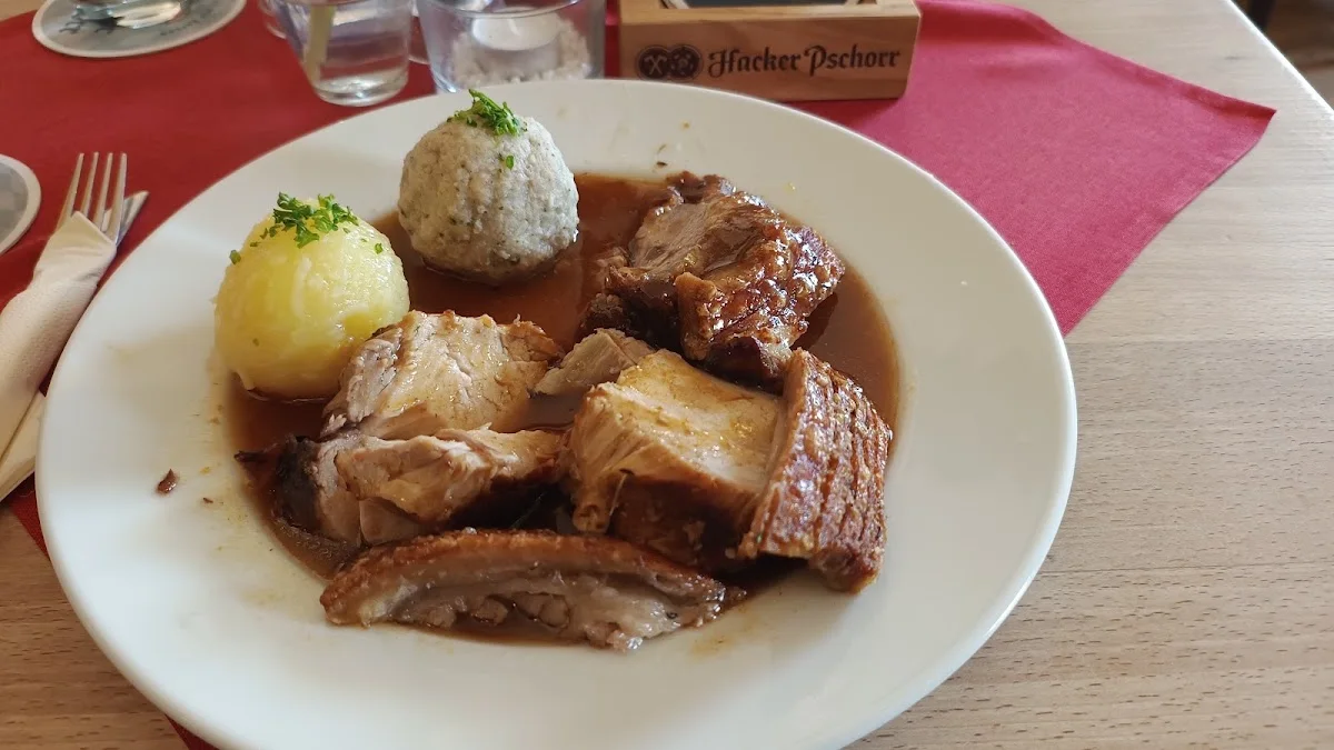 Bräustüberl – Sauerkraut in Planegg, Bayern