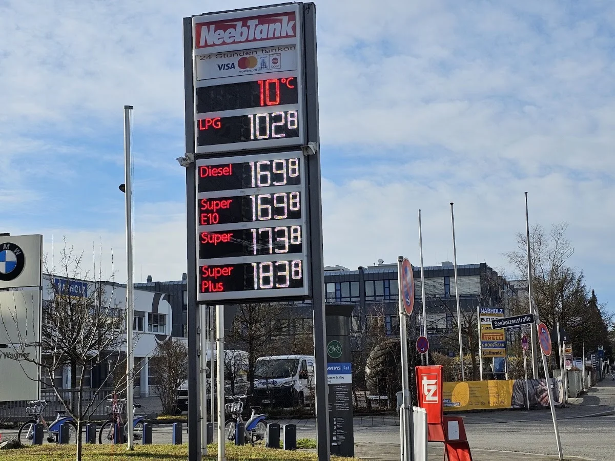 Gebrüder Neeb GmbH & Co. KG – Besucherfoto von Thomas Schmiedgen in Gräfelfing, Bayern