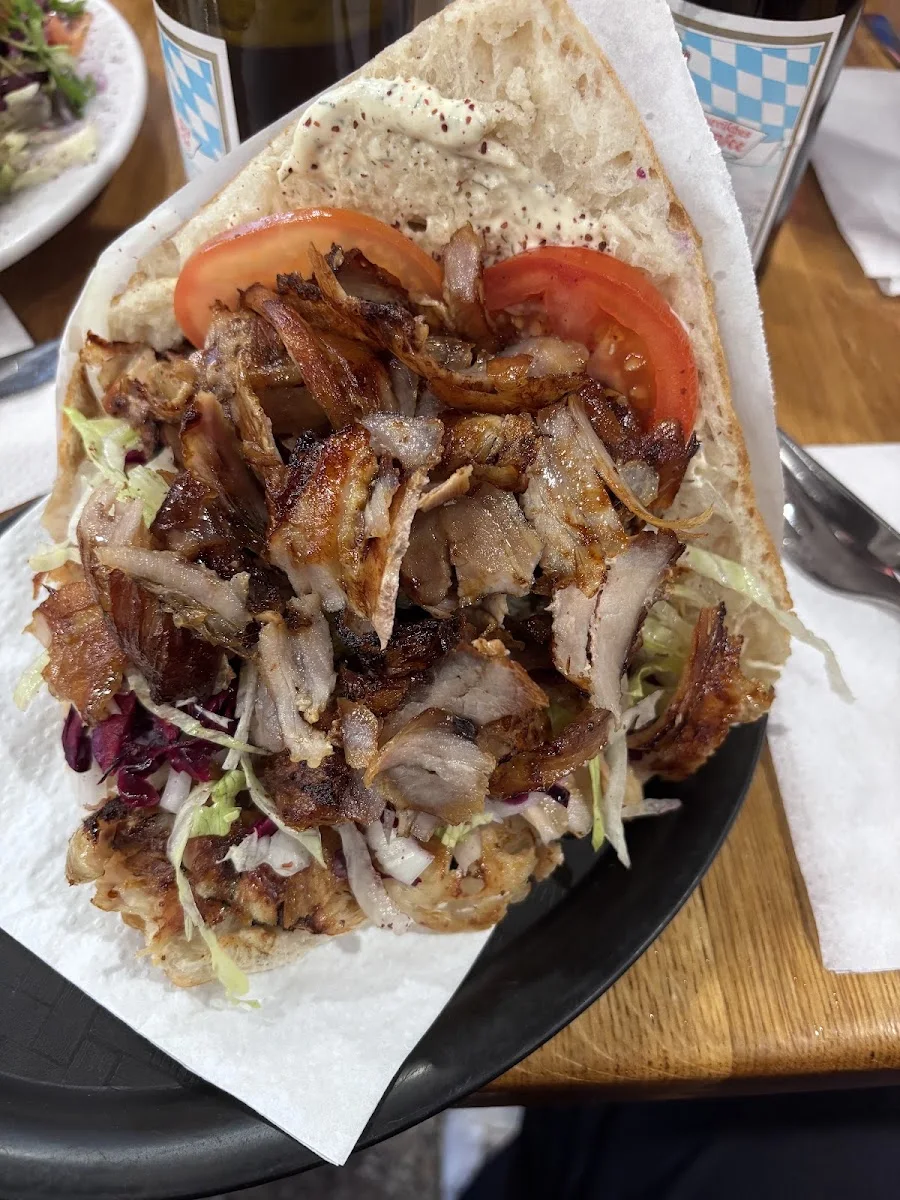 Rosenthaler Grill und Schlemmerbuffet – Kebab in Berlin