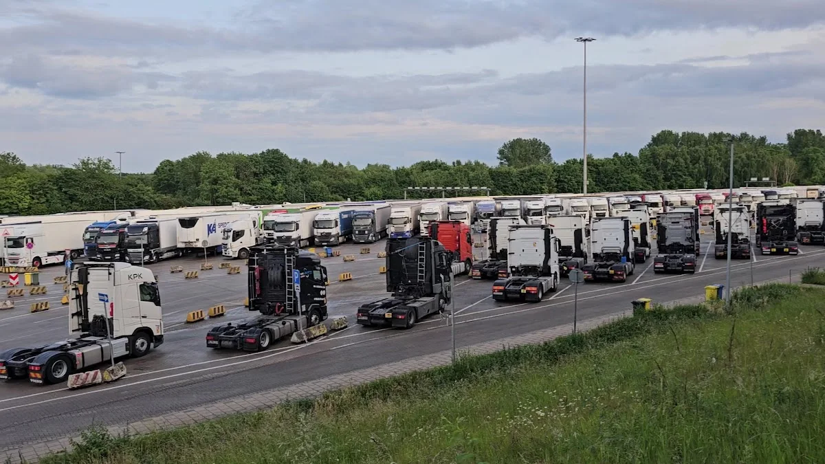 Lübecker Hafen-Gesellschaft mbH – Logistikdienst in Lübeck, Schleswig-Holstein