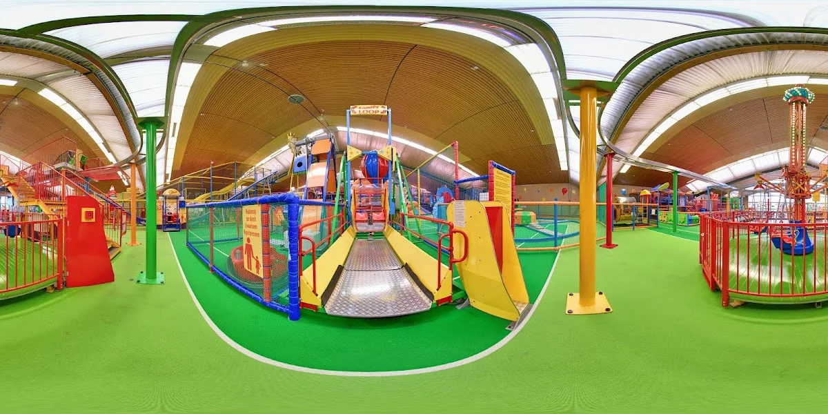 Family Paradise Hallenspielplatz – Street View & 360°-Fotos in Leverkusen, Nordrhein-Westfalen