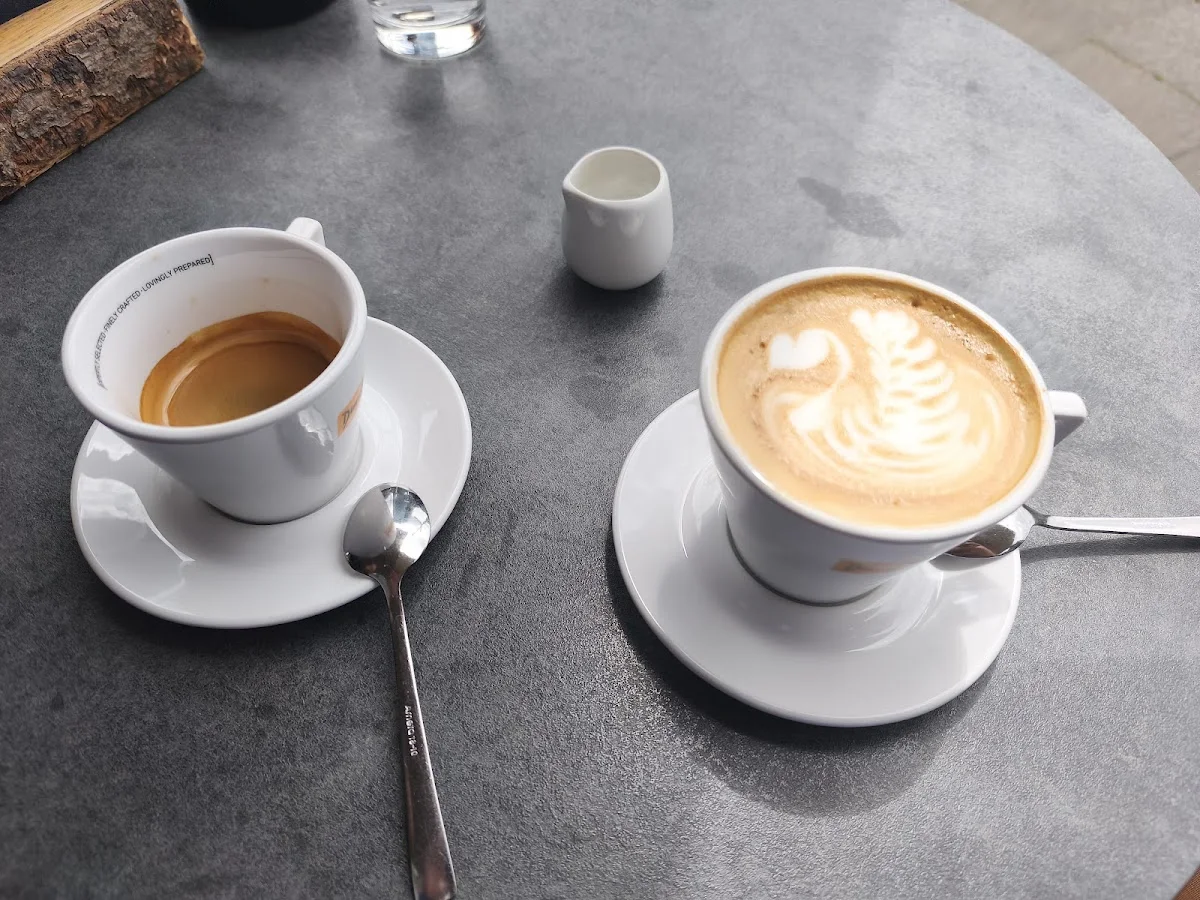 Copper Bay Superfood & Coffee – Cappuccino in Frankfurt am Main, Hessen