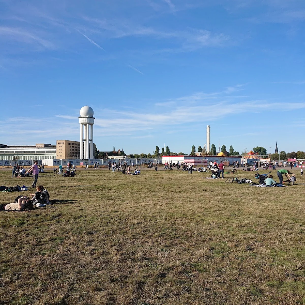 Tempelhofer Feld – Erholung in Berlin