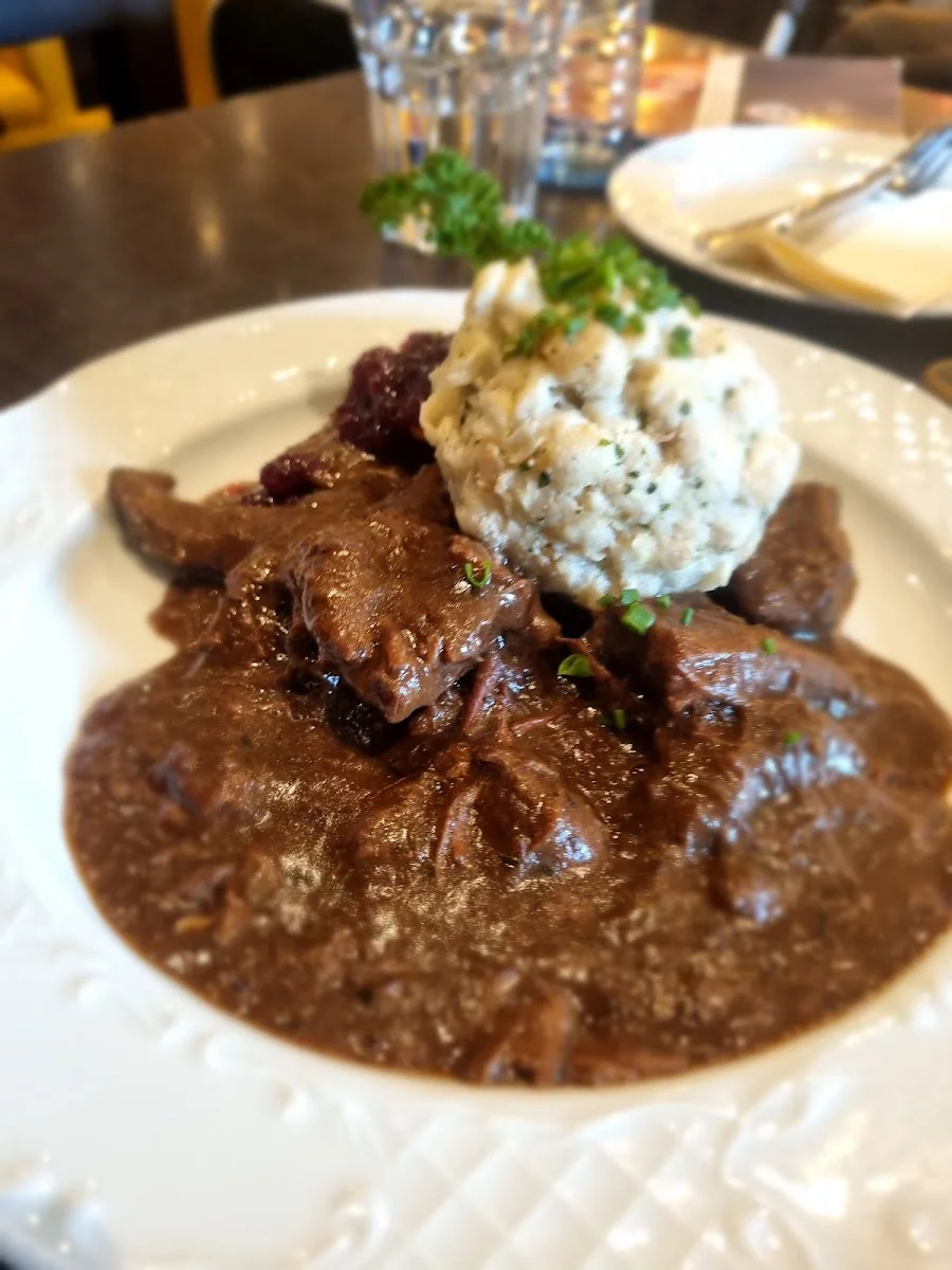 ÖEINS im Stemmerhof – Sauerbraten in München, Bayern