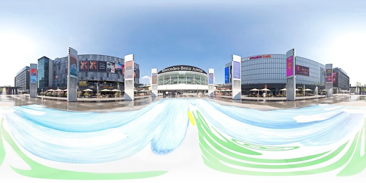 Uber Platz – Street View & 360°-Fotos in Berlin