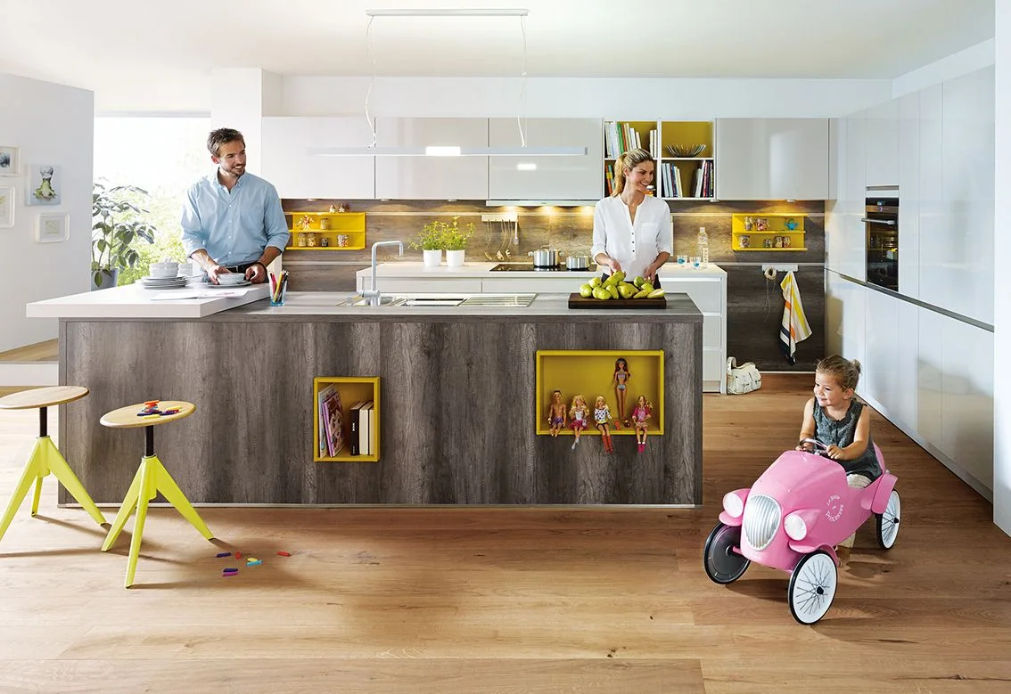 MEGA Küchen Freiburg-Gundelfingen – Schrank in Gundelfingen, Baden-Württemberg