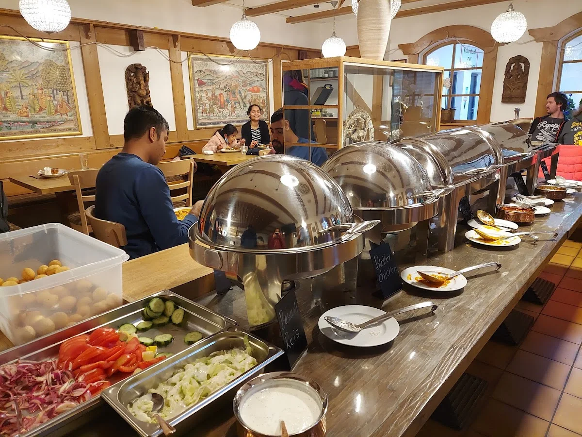 Indian Thali Stuttgart – Essen und Trinken in Stuttgart Weilimdorf, Baden-Württemberg