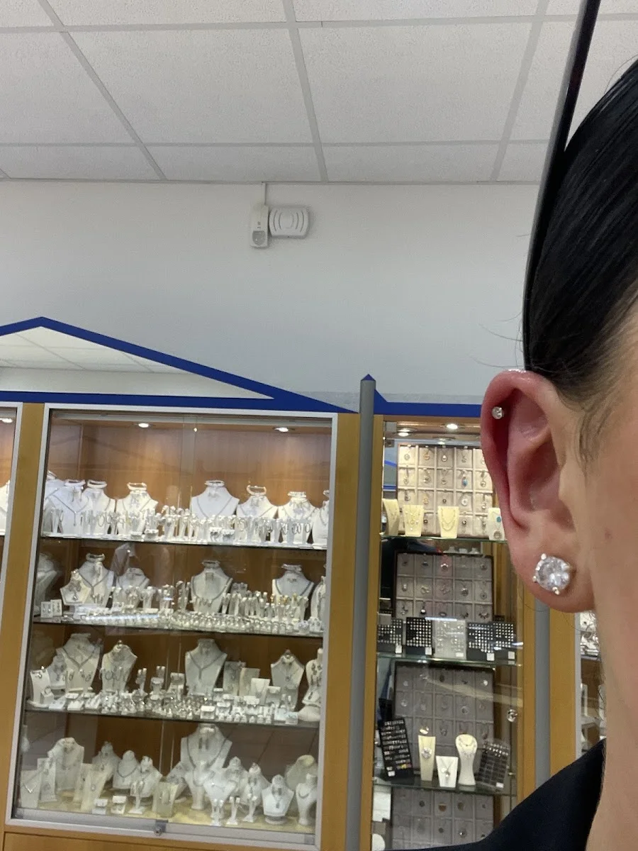 Juwelier Yilik – Ohrring in Stuttgart, Baden-Württemberg