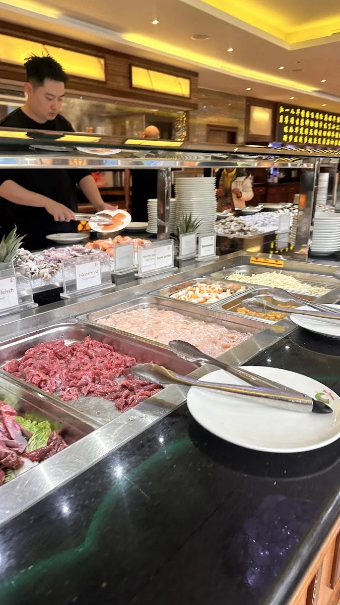 New Shanghai Restaurant – Essen und Trinken in Stuttgart, Baden-Württemberg