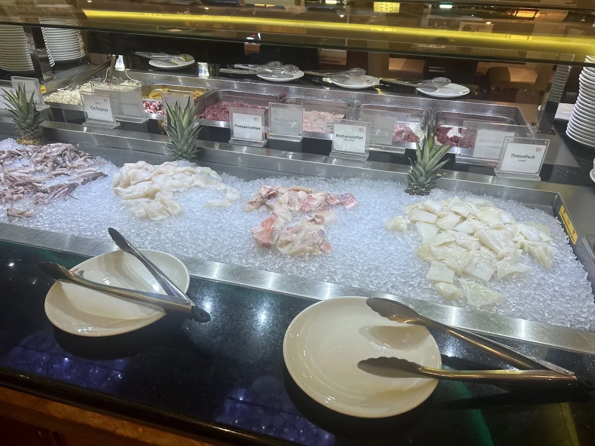 New Shanghai Restaurant – Seafood in Stuttgart, Baden-Württemberg