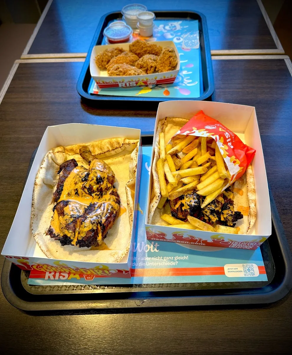 Risa Chicken – Essen und Trinken in Berlin