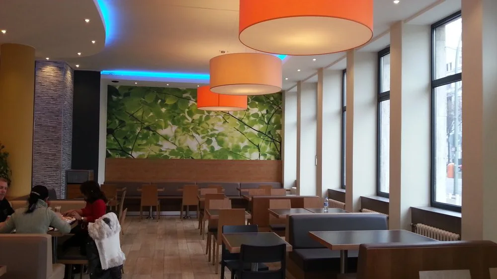 Risa Chicken – Atmosphäre in Berlin