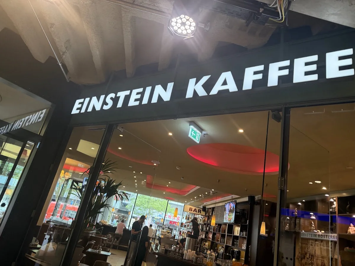 Bikini Berlin – Besucherfoto von Fatih Ultrabio GmbH OWL in Berlin