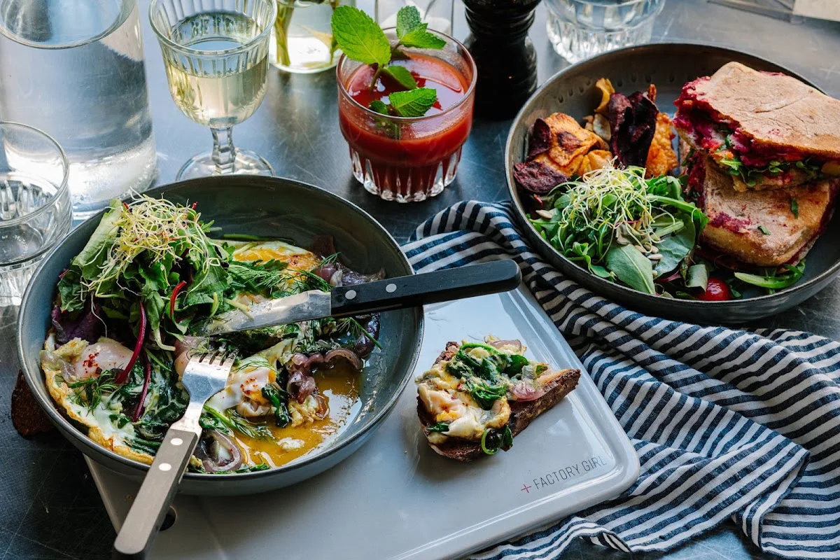 Factory Girl – Salat in Berlin