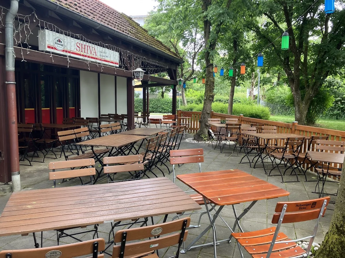 Indisches Restaurant Shiva – Atmosphäre in Kirchheim bei München, Bayern