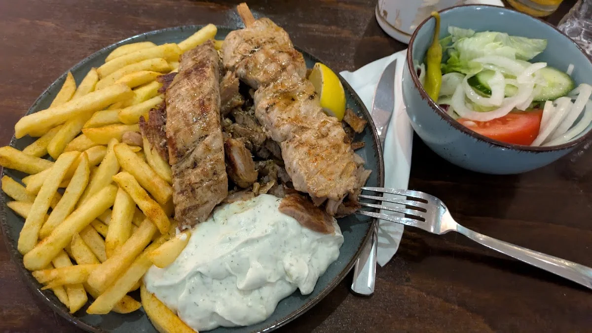 Grill & Imbiss Der Grieche – Souvlaki in Hamburg