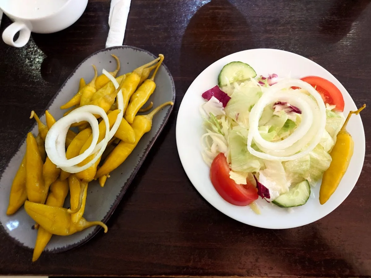Grill & Imbiss Der Grieche – Griechischer Salat in Hamburg