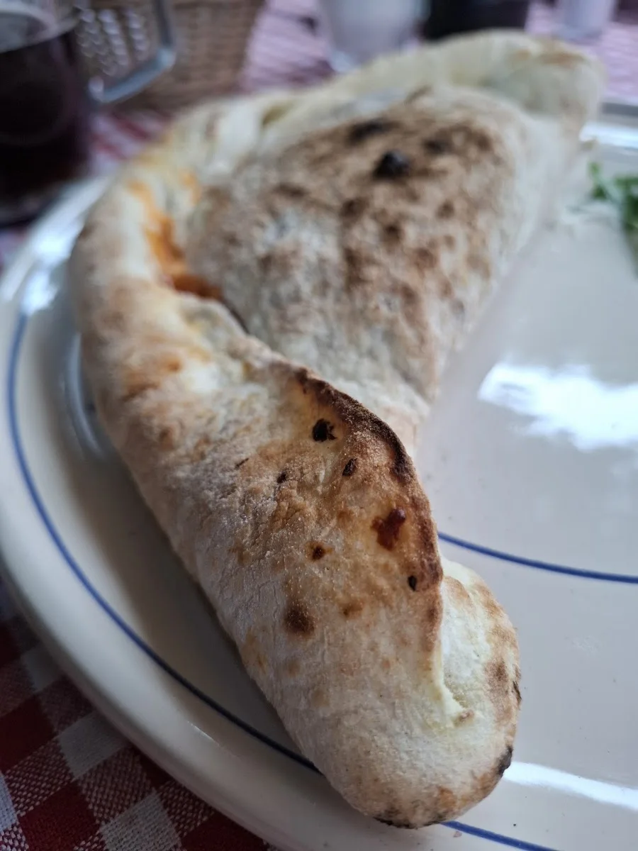 Trattoria Romana – Calzone in Berlin