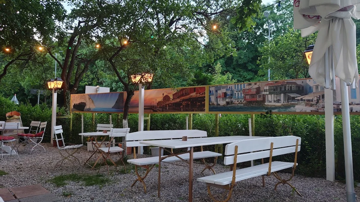 Taverna Kreta Meer München – Atmosphäre in München, Bayern