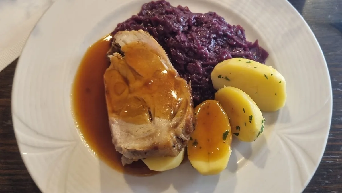 Paulaner im Spreebogen – Sauerbraten in Berlin