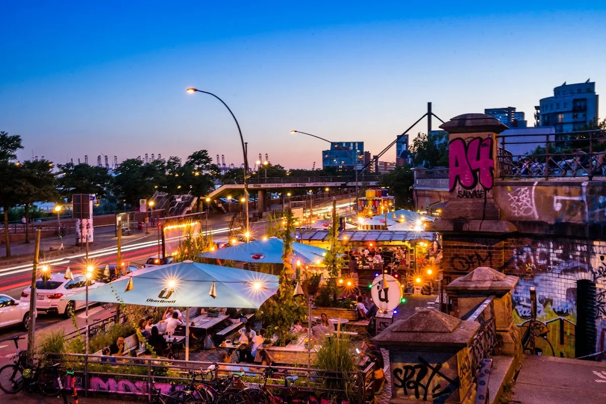 ÜberQuell Restaurant & Brauerei – Vom Inhaber in Hamburg