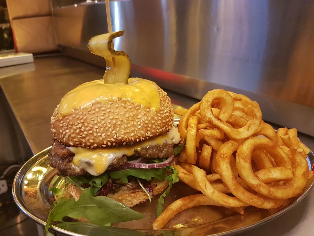 Kreuzburger – Pommes frites in Berlin