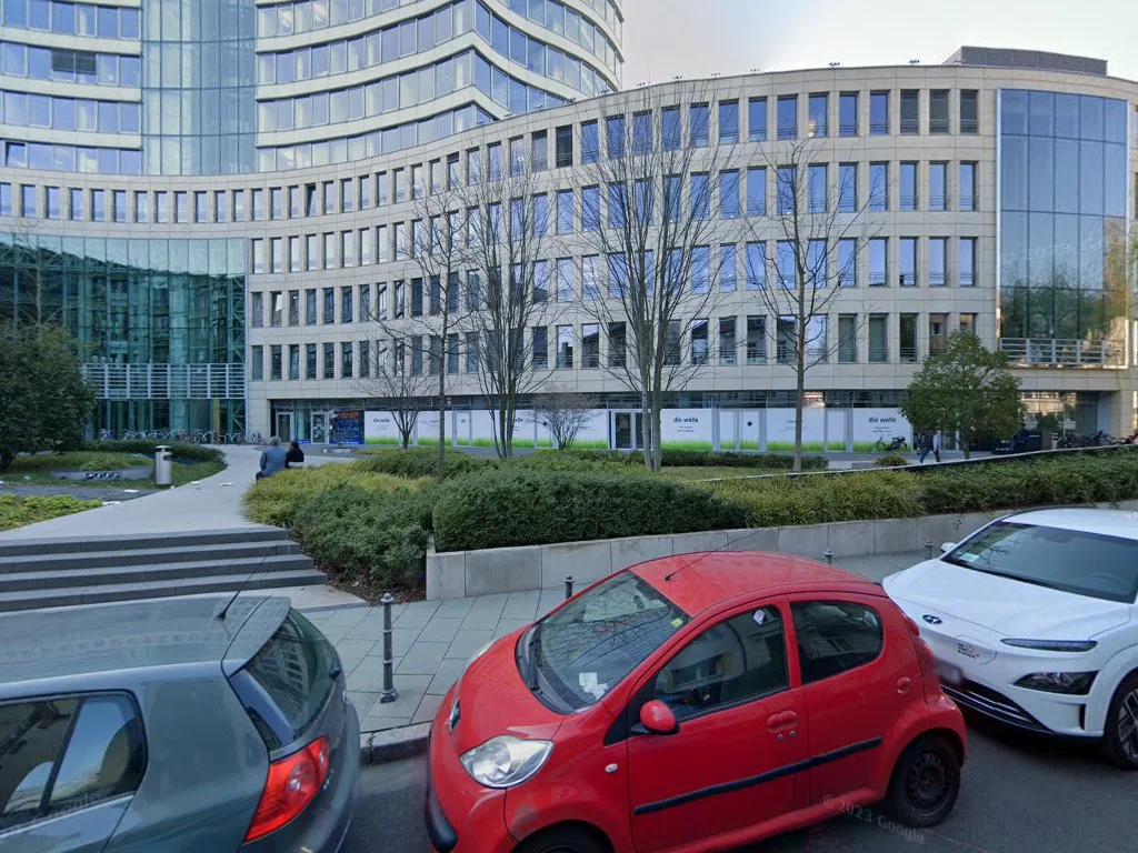 Thai and Turf City – Street View & 360°-Fotos in Frankfurt am Main, Hessen