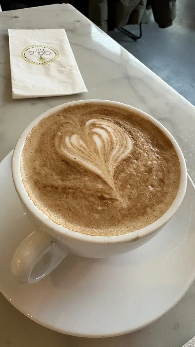 Claus Eismanufaktur & Deli – Cappuccino in Stuttgart Stuttgart-Mitte, Baden-Württemberg