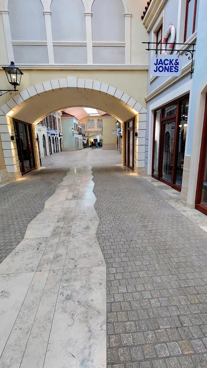 Mein Outlet & Shopping-Center – Besucherfoto von Rainer Winkelhoch in Bremerhaven, Bremen