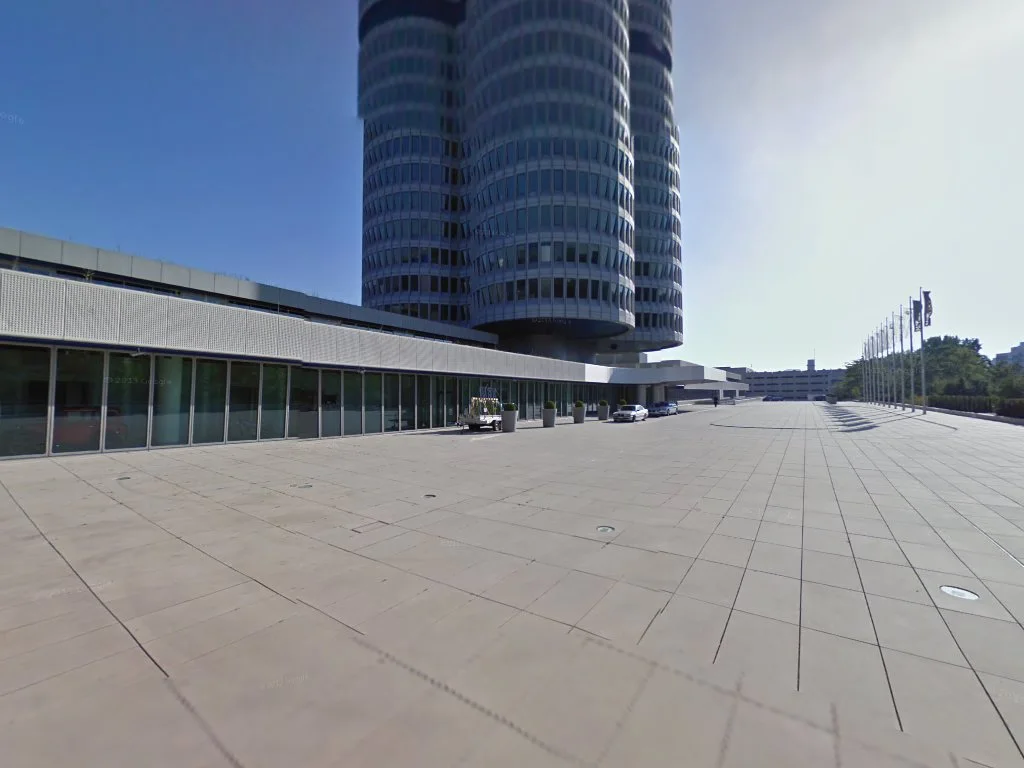 BMW Museum – Street View & 360°-Fotos in München, Bayern