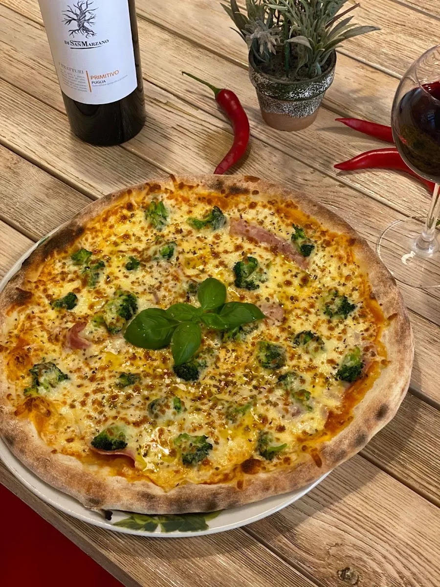Pizzeria - Mi Piace – Essen und Trinken in Hohenwarsleben, Sachsen-Anhalt