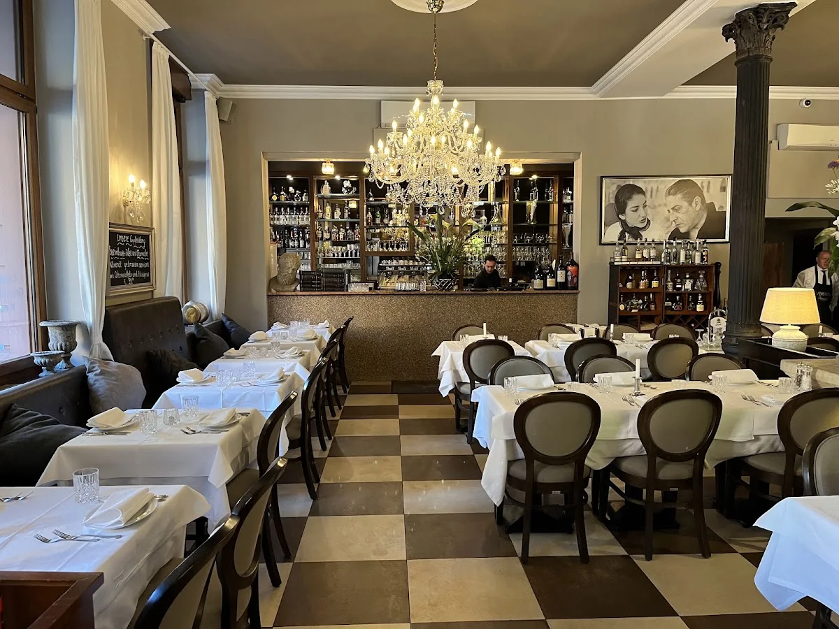 Ariston Restaurant – Atmosphäre in Frankfurt am Main, Hessen