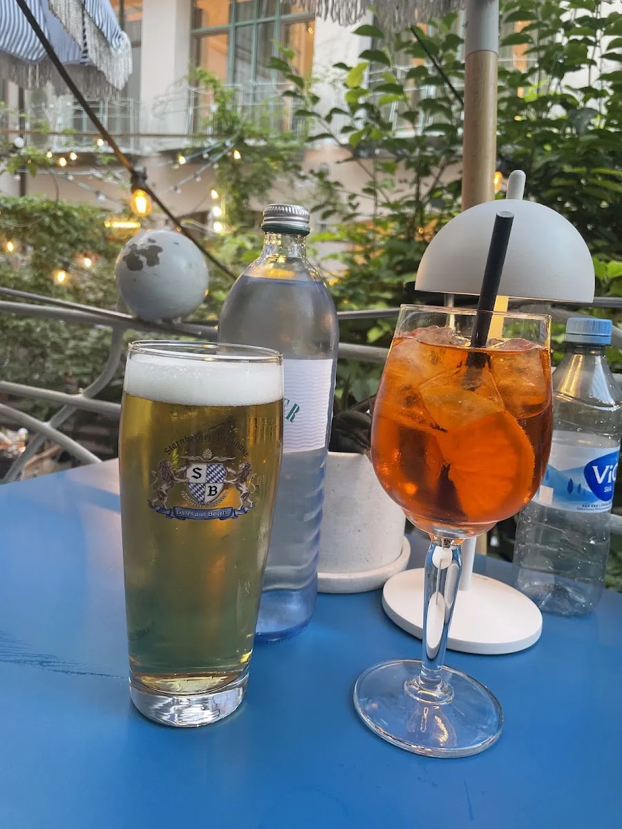 Capvin Berlin Rosenthaler – Aperol Spritz in Berlin