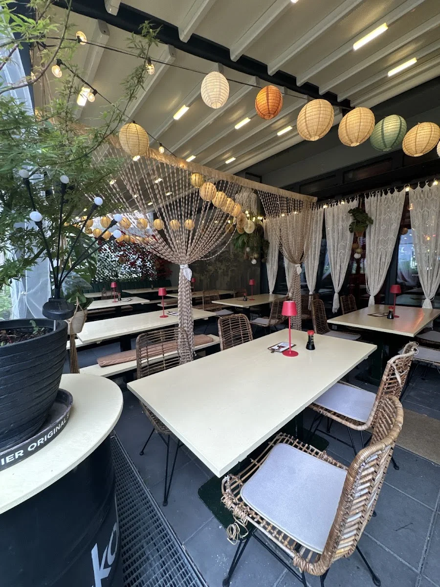 UMI x Gendai No Kaishaku Restaurant – Atmosphäre in Berlin