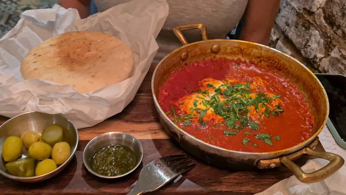 Nish Nush – Israelisches Restaurant in Köln, Nordrhein-Westfalen