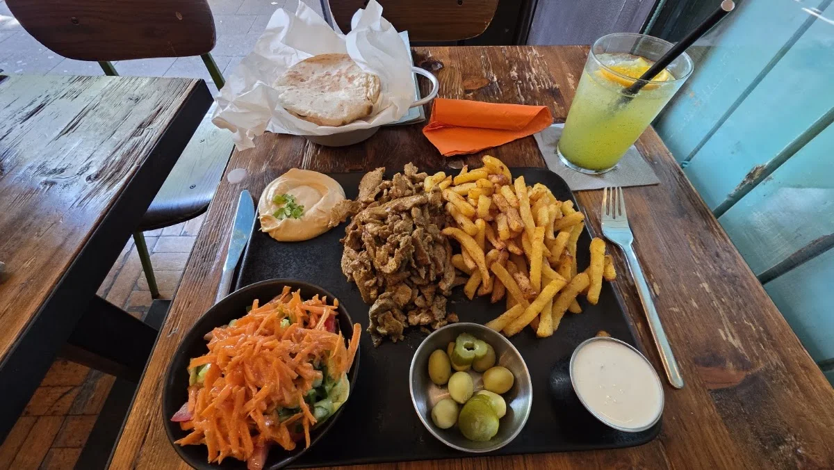 Nish Nush – Essen und Trinken in Köln, Nordrhein-Westfalen