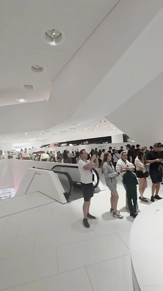 Porsche Museum – Museum in Stuttgart, Baden-Württemberg