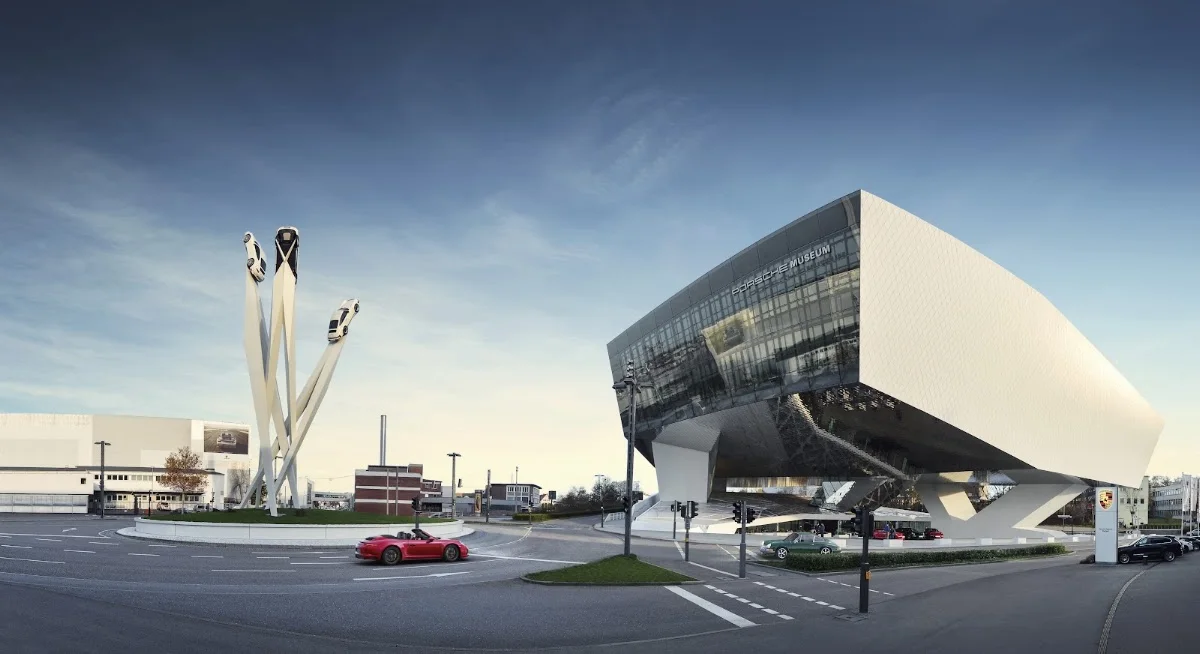 Porsche Museum – Vom Inhaber in Stuttgart, Baden-Württemberg
