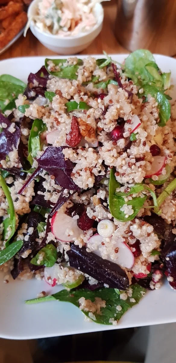 Lia's Kitchen - 100% Vegan – Quinoa in Berlin