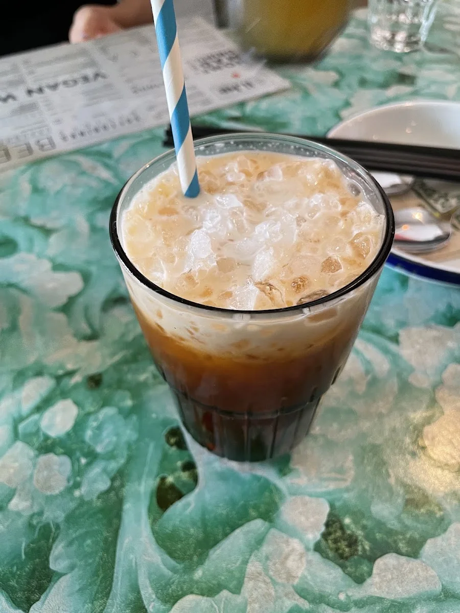 li.ke : serious||thai||vegan – Thai Eistee in Berlin
