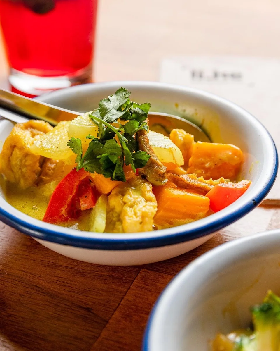 li.ke : serious||thai||vegan – Suppe in Berlin