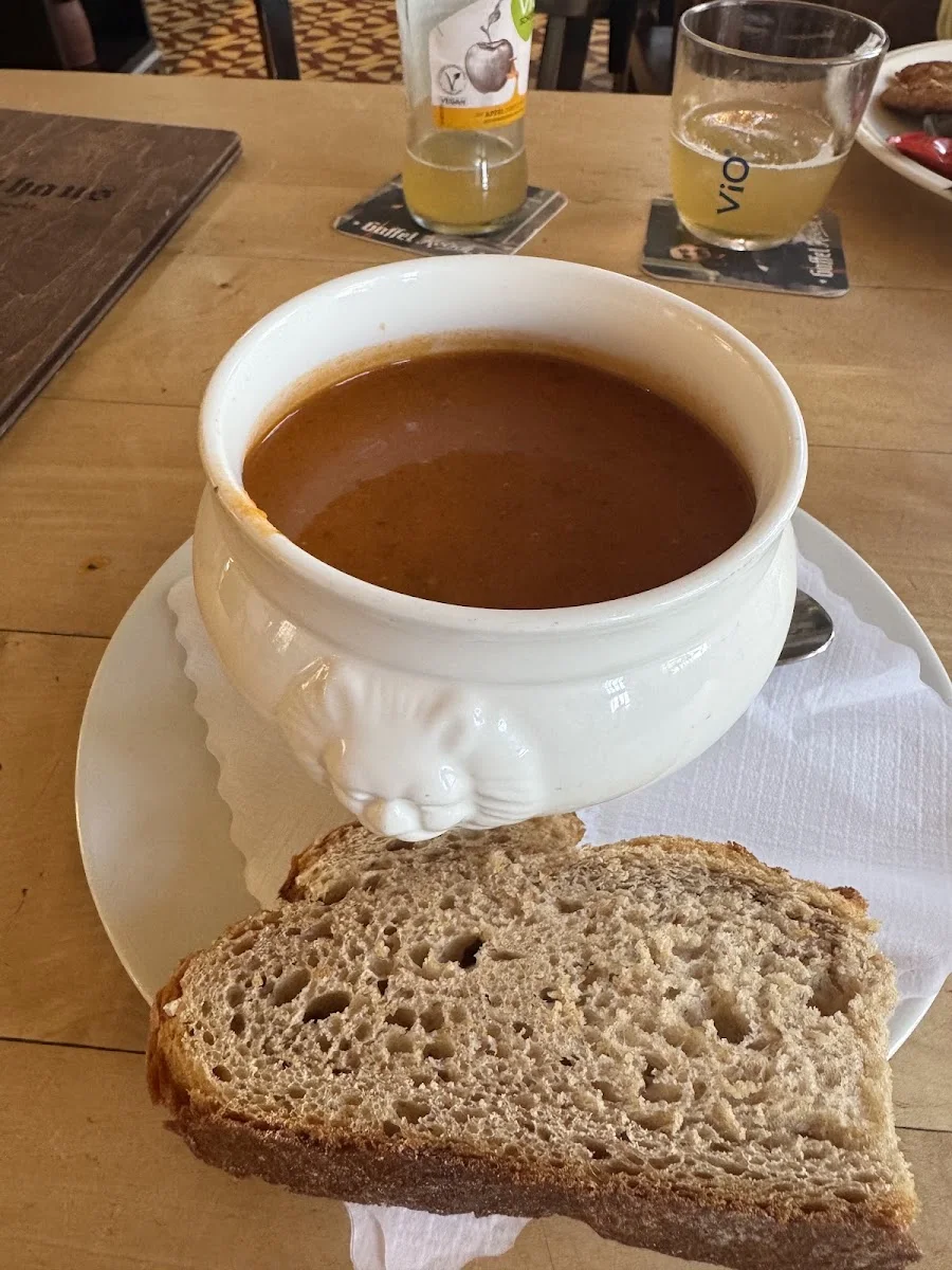 Haxenhaus – Gemüsesuppe in Köln, Nordrhein-Westfalen