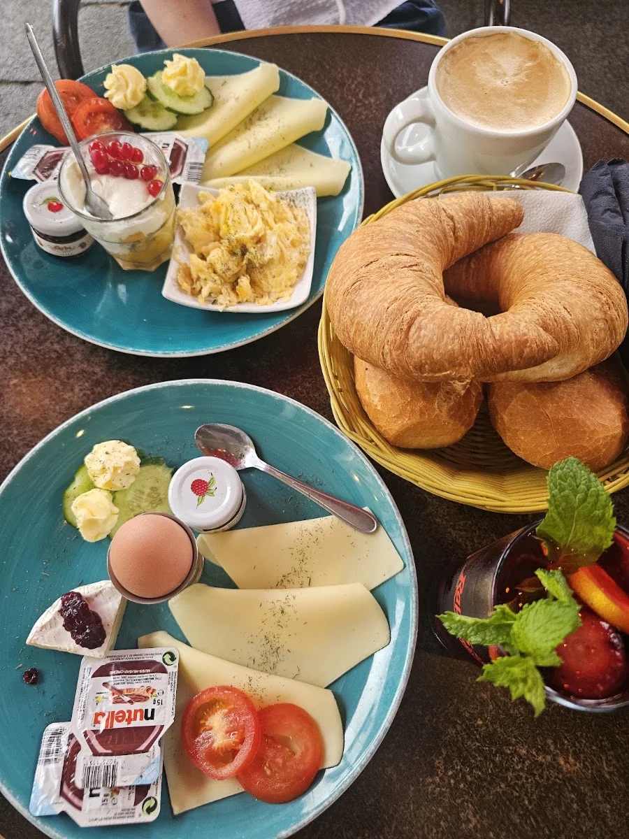 Mainkai Café•Bistro – Café in Frankfurt am Main, Hessen