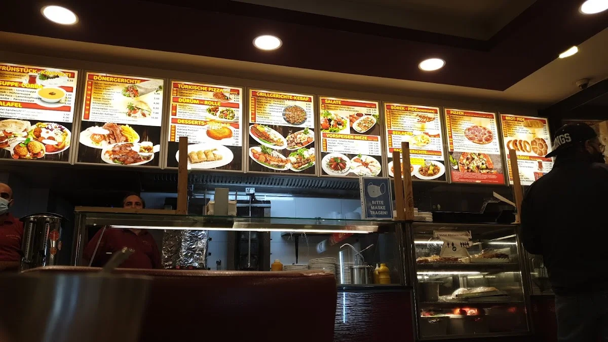 Pizza König Troisdorf – Speisekarte in Troisdorf, Nordrhein-Westfalen