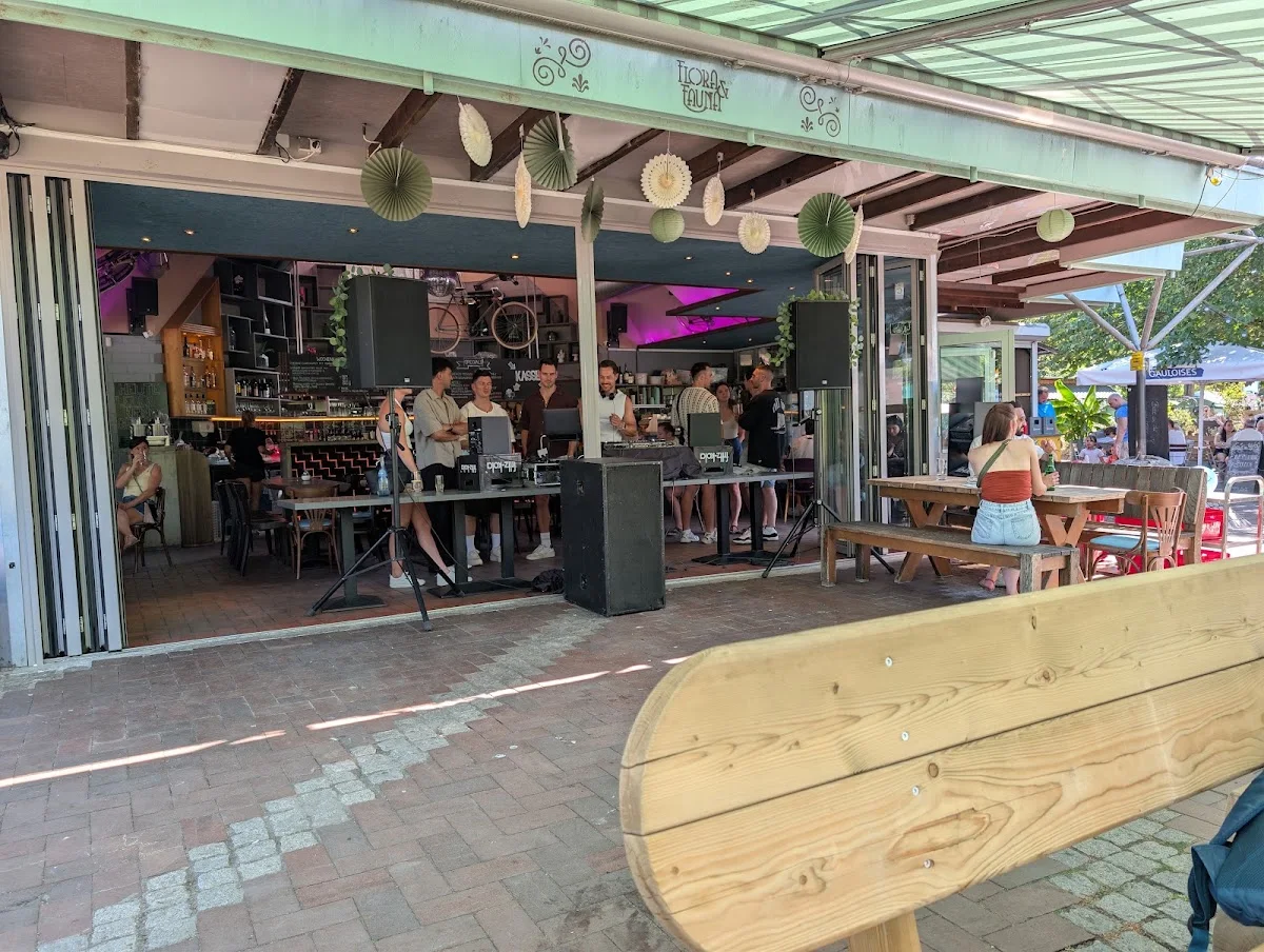 Flora & Fauna – Biergarten in Stuttgart, Baden-Württemberg