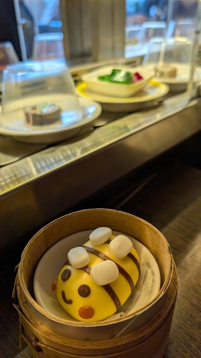 JamJam Running Sushi – Dim Sum in Hamburg
