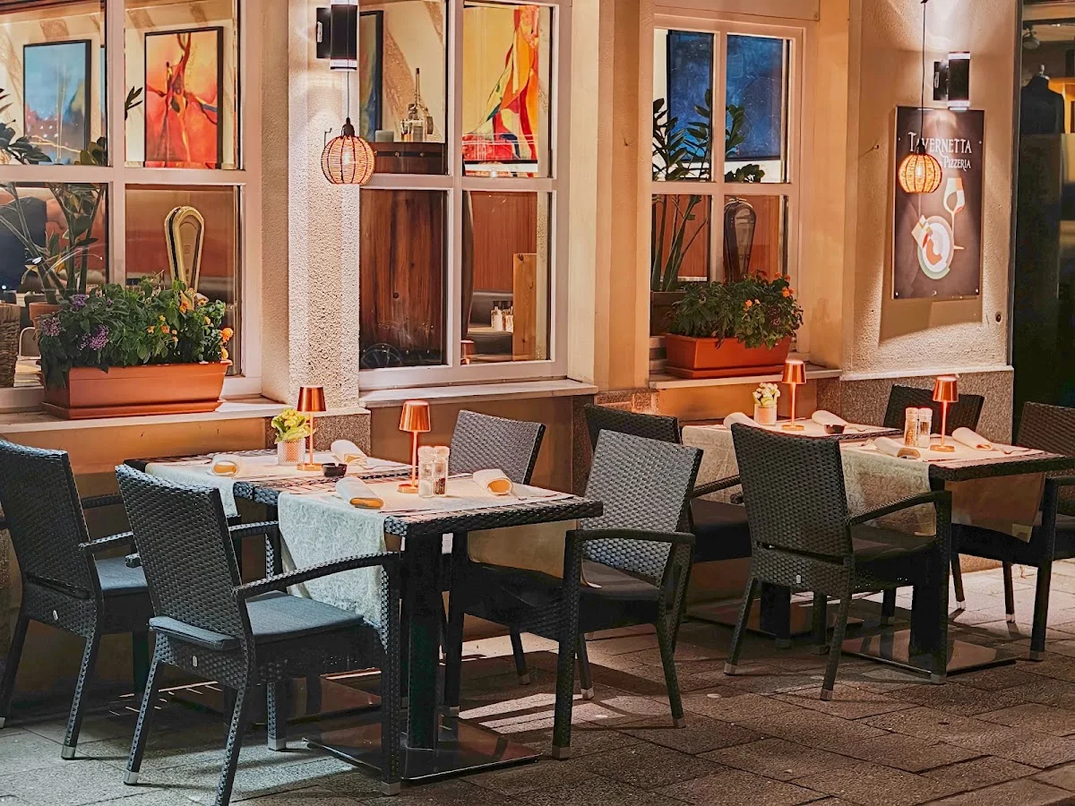 Tavernetta – Atmosphäre in München, Bayern
