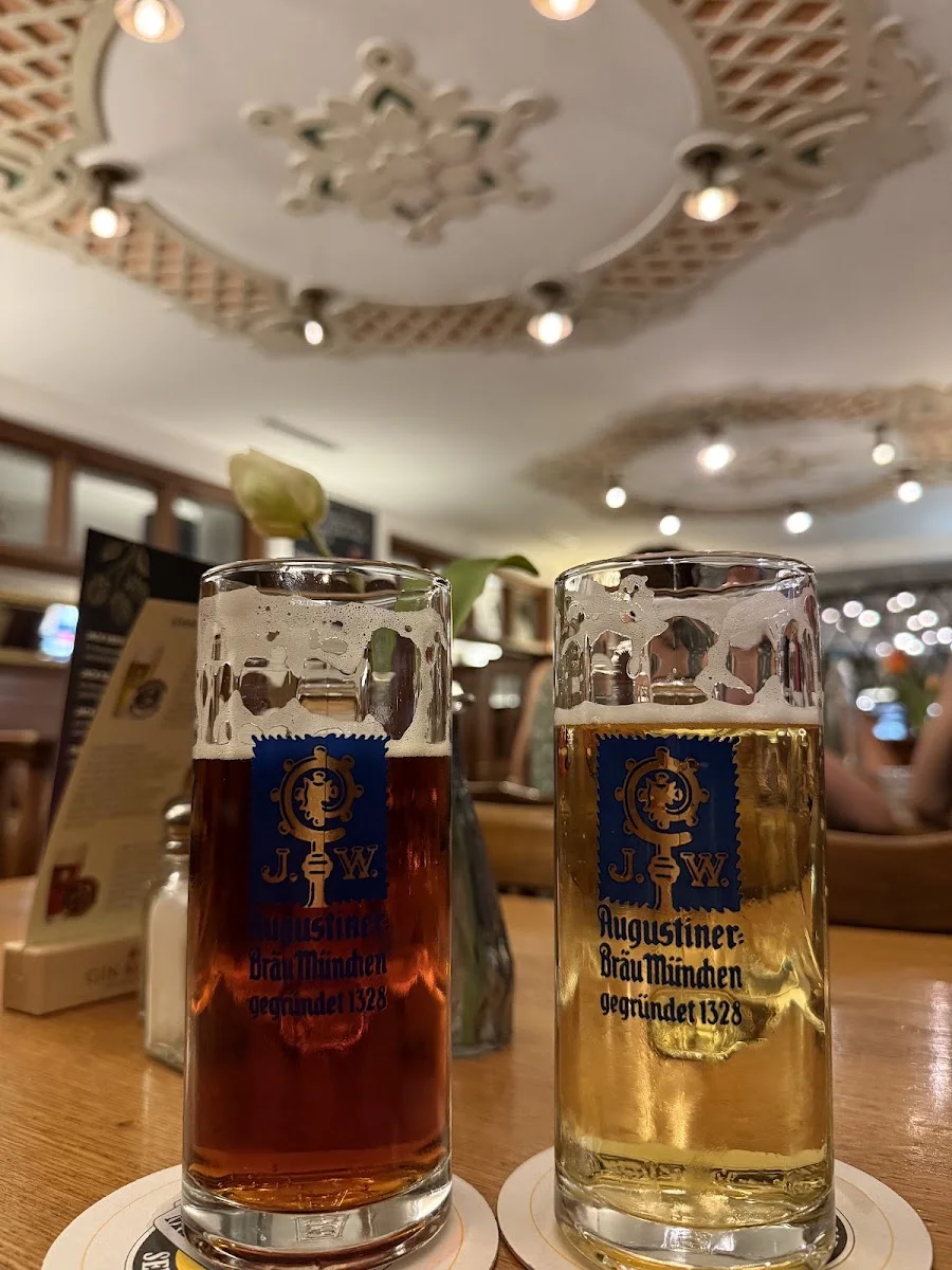 Neuhauser Augustiner – Essen und Trinken in München, Bayern