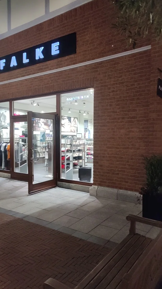 FALKE Outlet Store Berlin – Innenansichten in Wustermark, Brandenburg